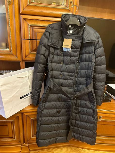 Пуховики Burberry 